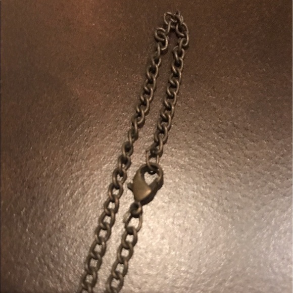 Beautiful long dragonfly necklace - Picture 6 of 6